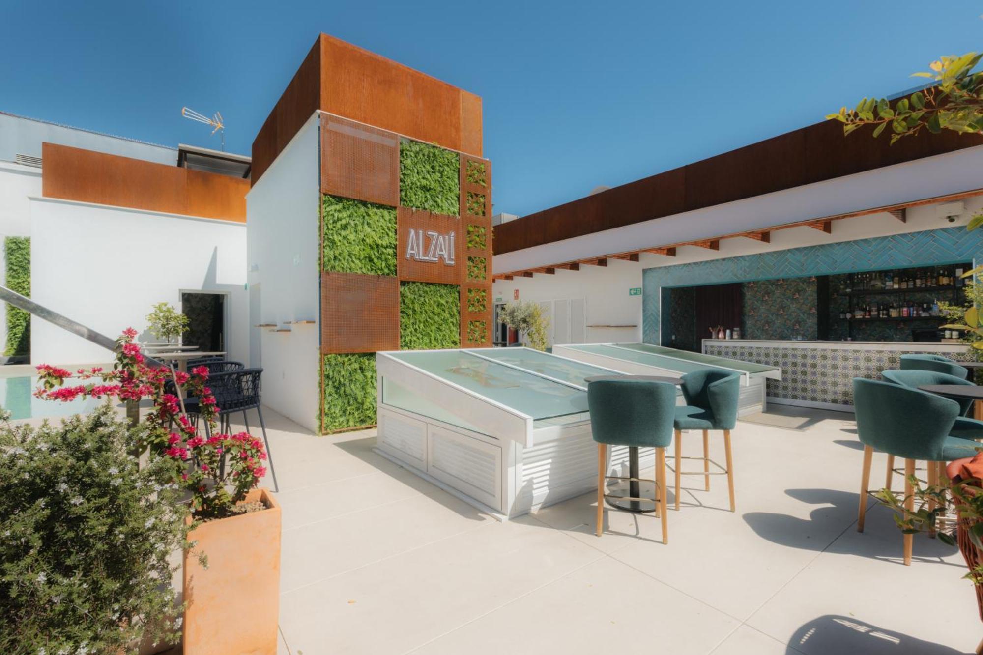 Cavalta Boutique Hotel - Small Luxuy Hotels Sevilla Buitenkant foto