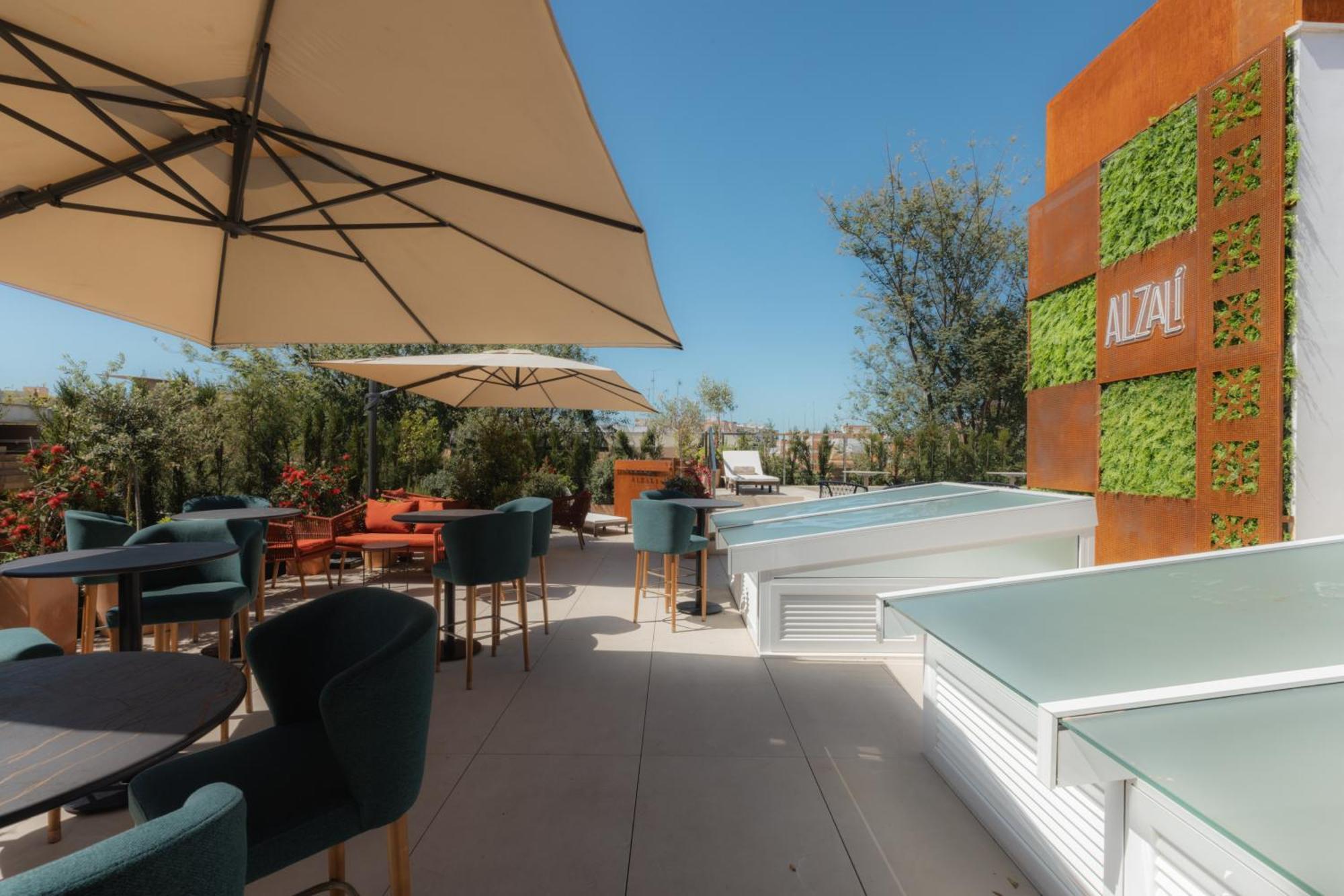 Cavalta Boutique Hotel - Small Luxuy Hotels Sevilla Buitenkant foto