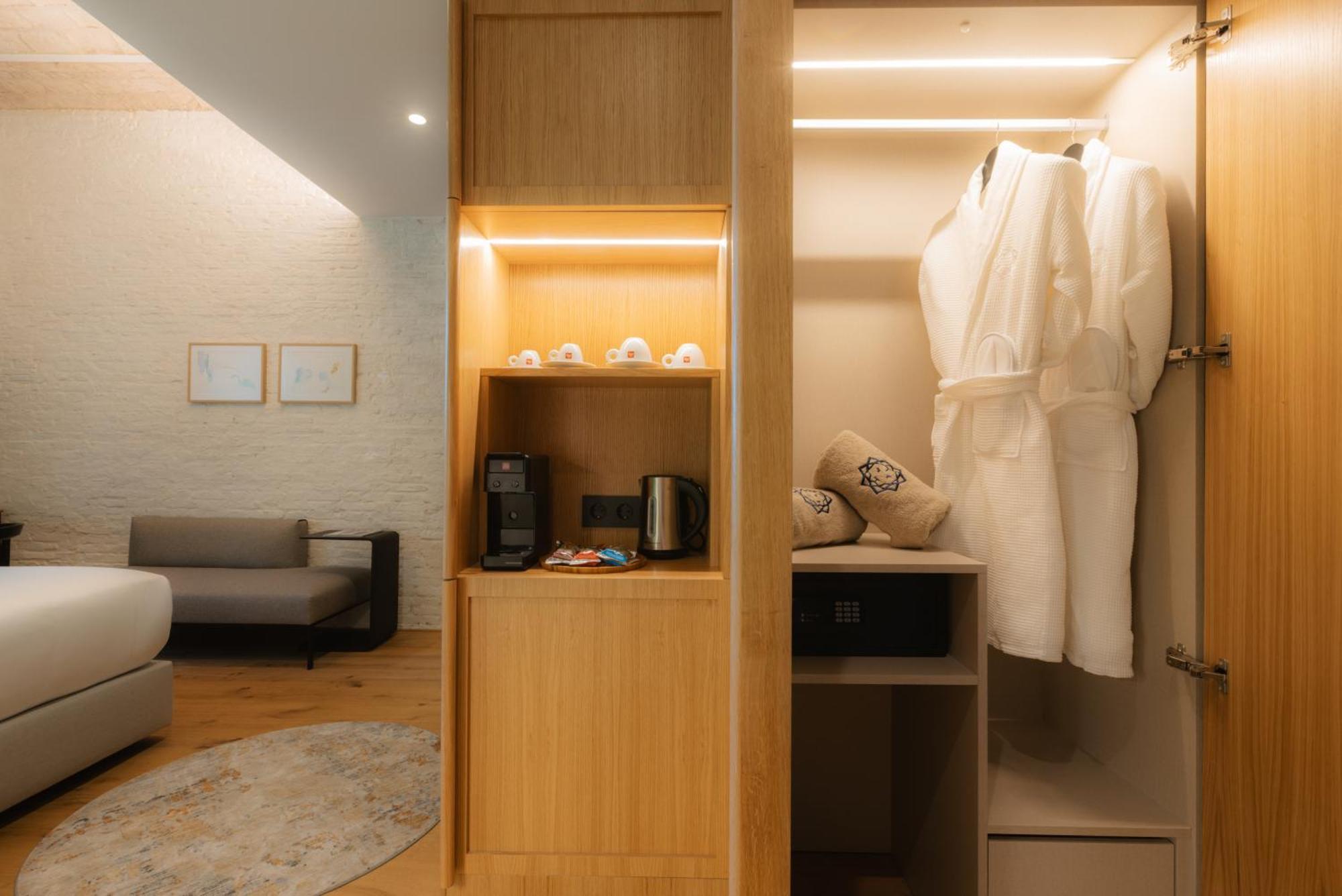 Cavalta Boutique Hotel - Small Luxuy Hotels Sevilla Buitenkant foto